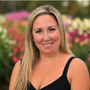 Photo of Juliann Linthorst