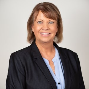 Photo of Suanne Stevens