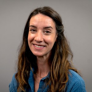 Photo of Alison Lindsay DVM