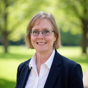 Photo of Beth Chenette