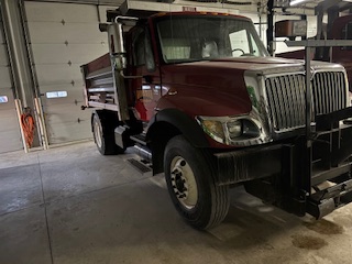 Photo of 2004 International 7400 Dump Truck