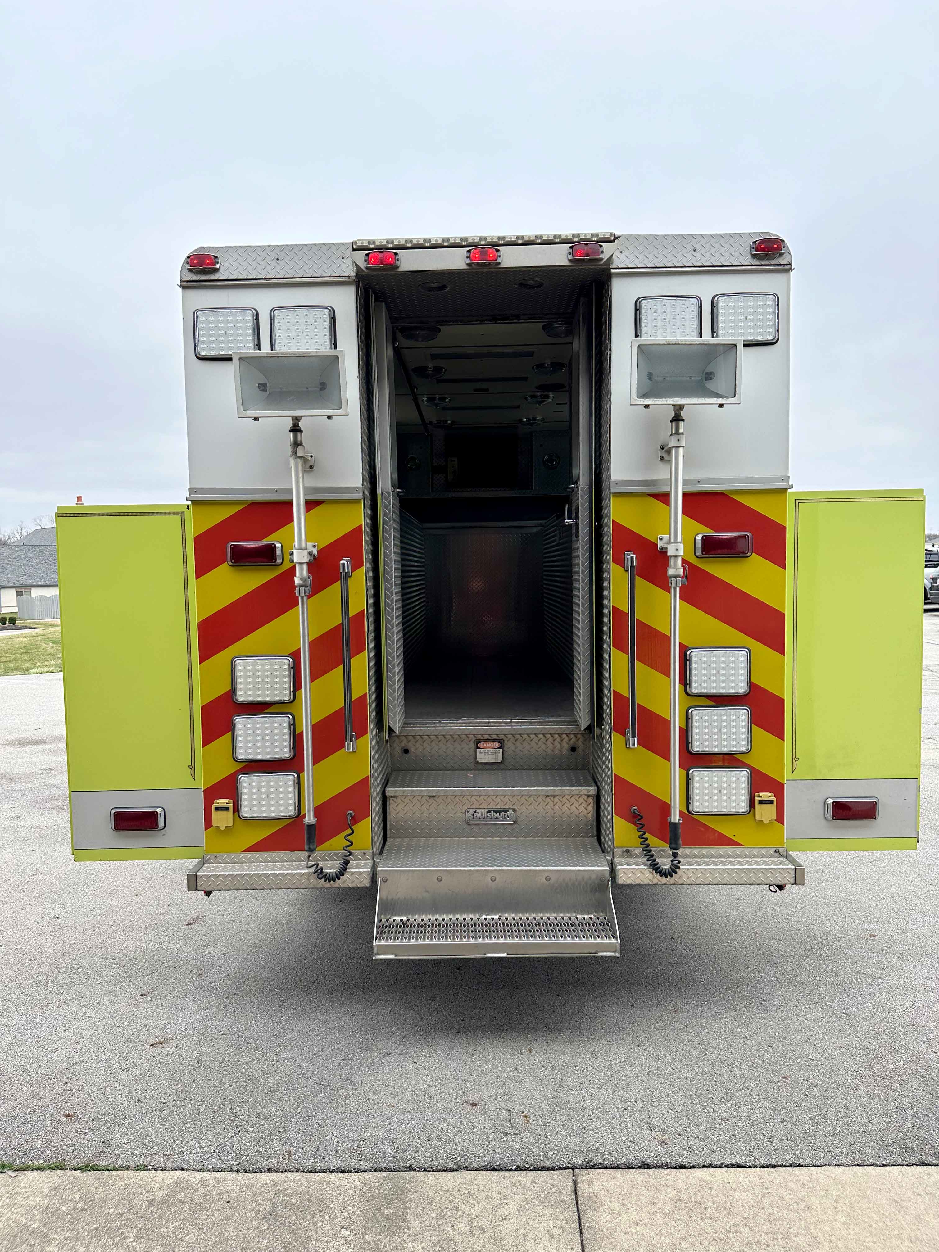 2009 Spartan Saulsbury rear