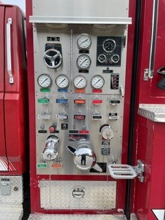 Additional photo of the 1995 Ford FT800 Fire Truck