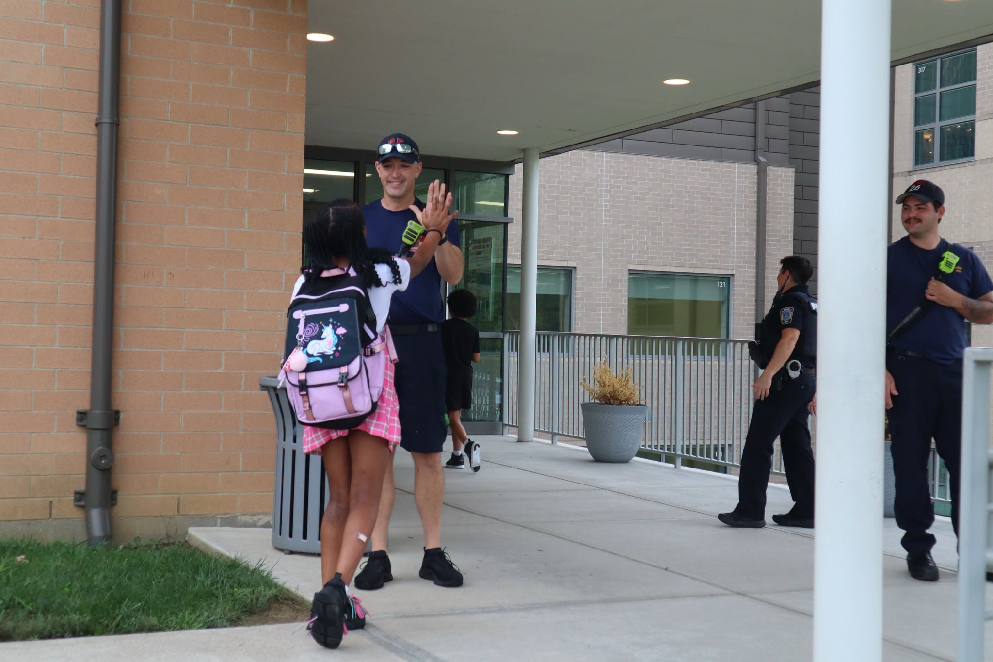 Colerain Township Back 2 School High Fives