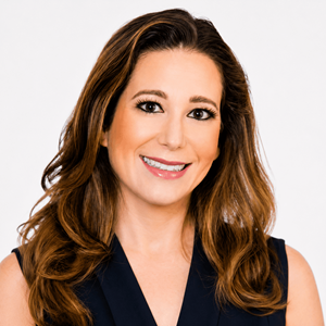 Photo of Dr. Kelly Romirowsky