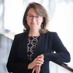 Photo of Melissa G. Hunt