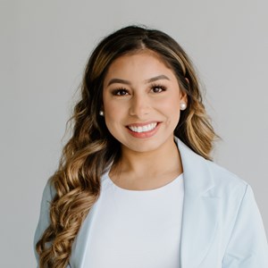 Photo of Amanda Owen