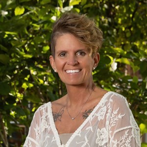 Laura Hall