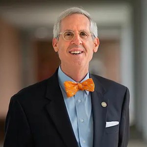 Photo of Dennis Manning
