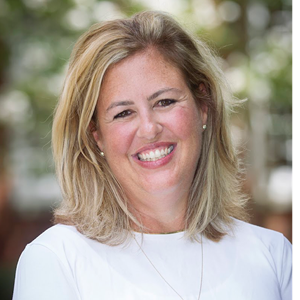 Photo of Hilary Davis Robinson