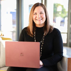 Photo of Tricia Roos