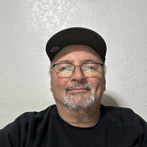 Photo of Eleazar Salinas