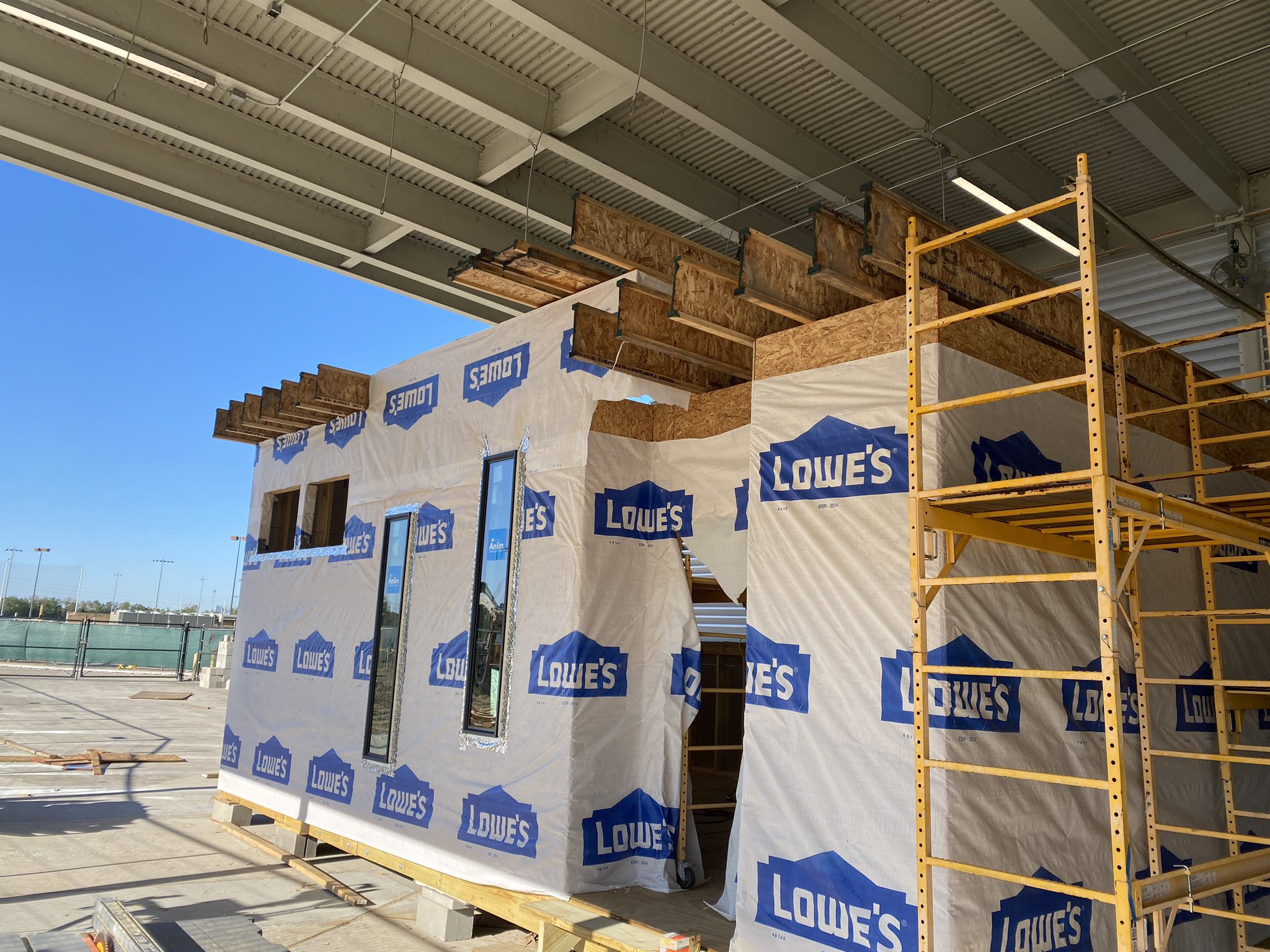 Photo Credit: Big Heroes, Tiny Homes