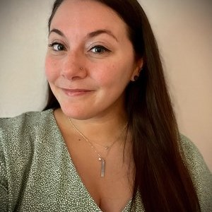 Laura Hill