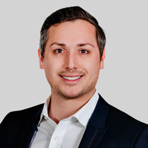 Tom Valandra