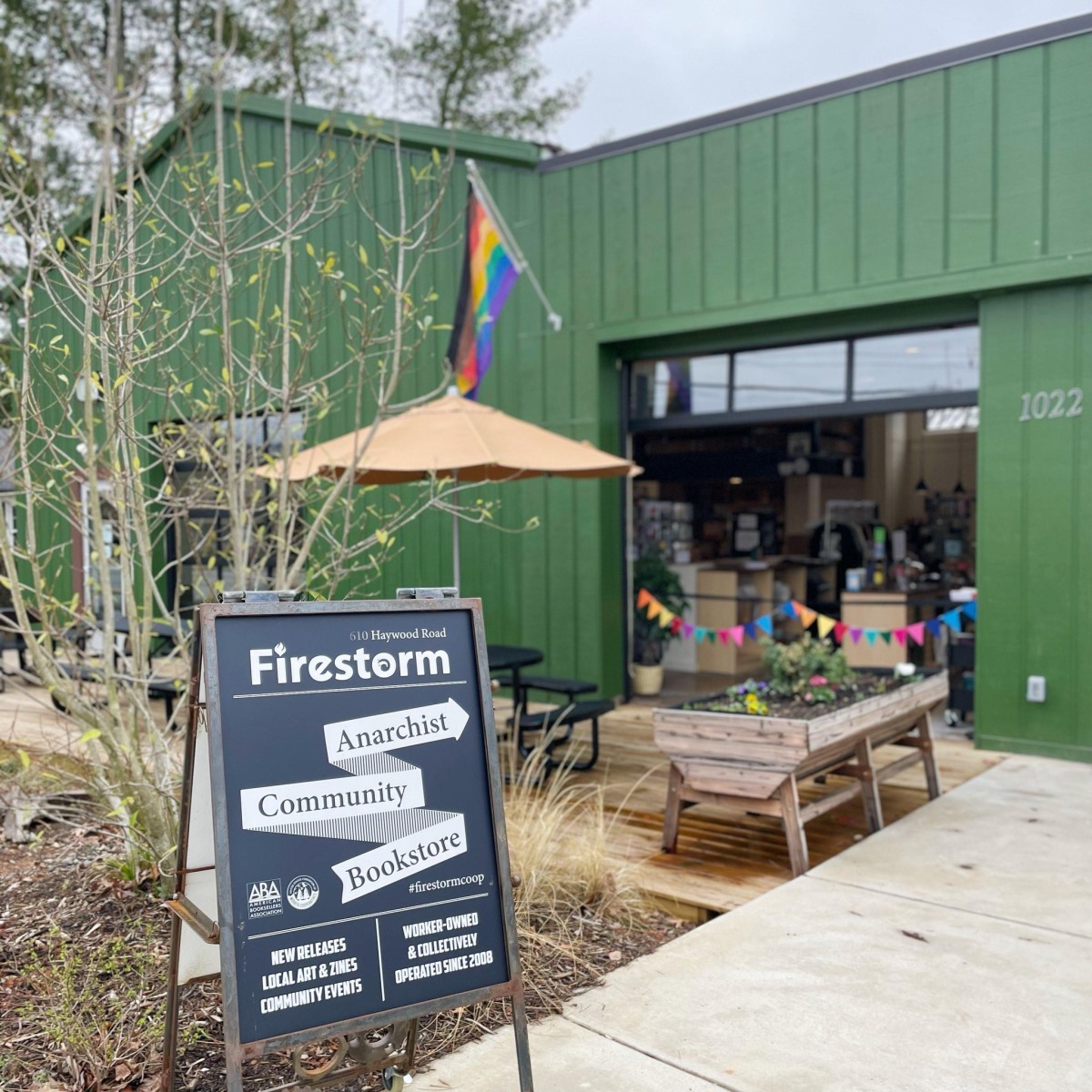 Firestorm Books storefront