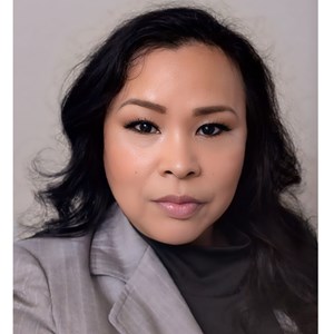 Photo of Nina Chambers