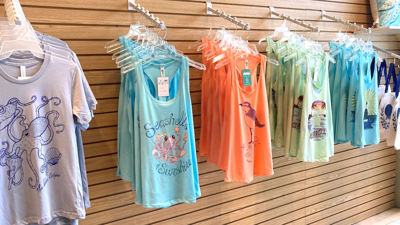 Island Octopus T-shirts