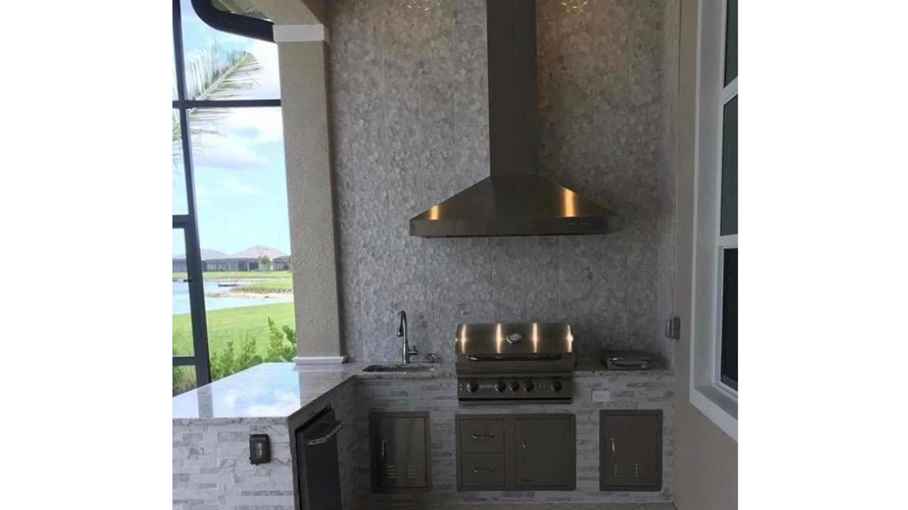 Custom Outdoor Kitchen
