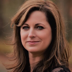 Photo of Dawn Bennet