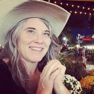 Photo of Michelle Rader