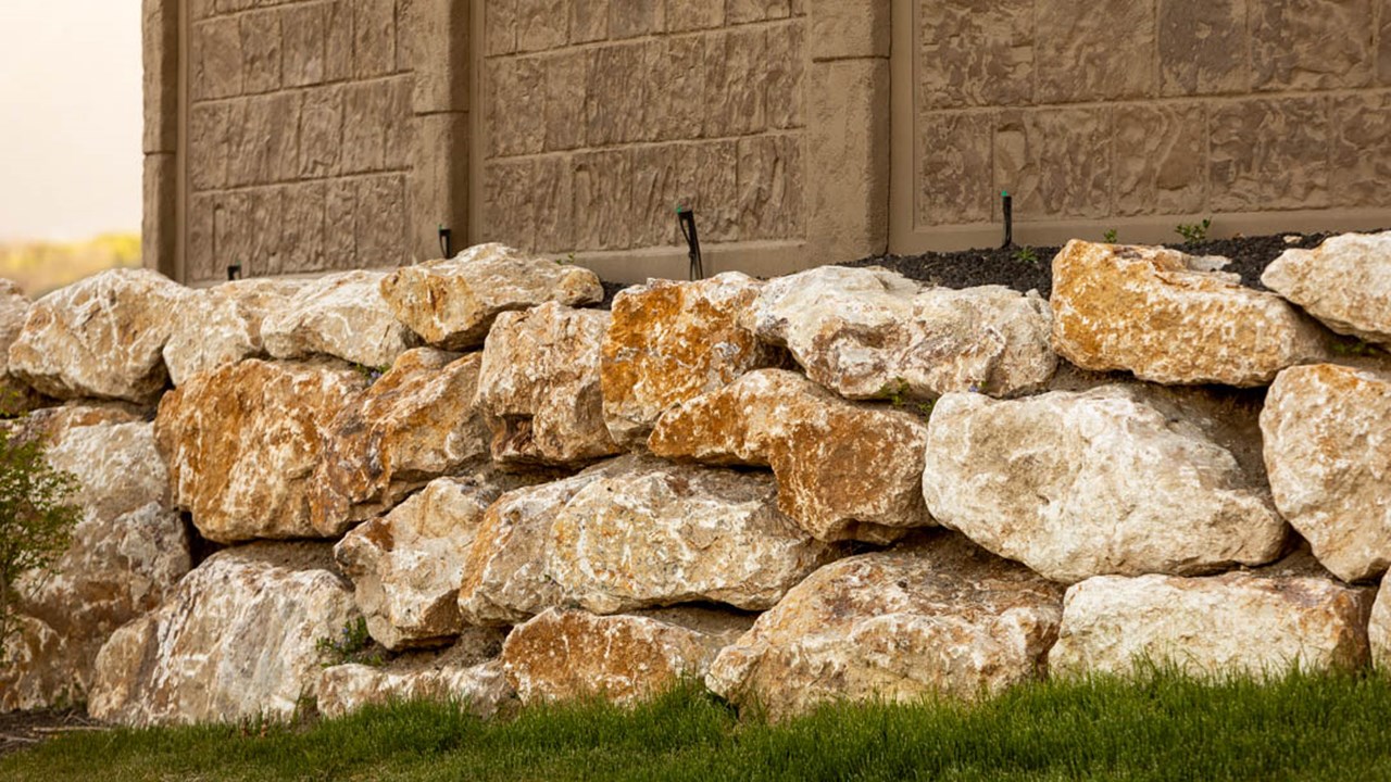 Honey Marble makes stunning walls!