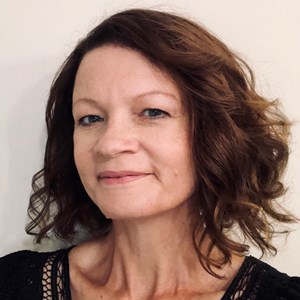 Photo of Julia Sharp