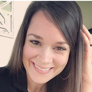 Photo of Laura Cooper