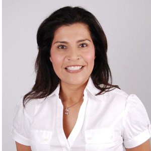Photo of Ana Davalos