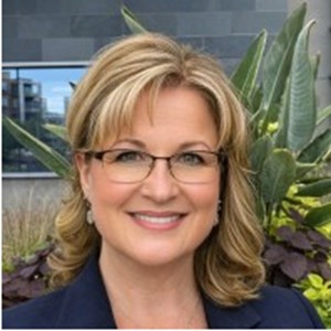 Photo of Lisa Weston