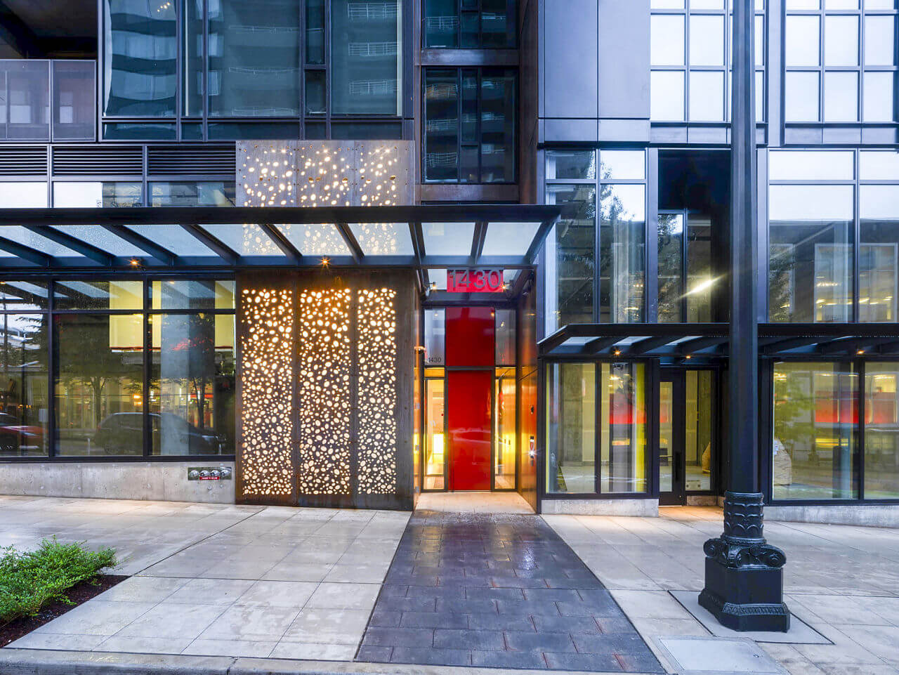 West Edge Apartments in Seattle, WA