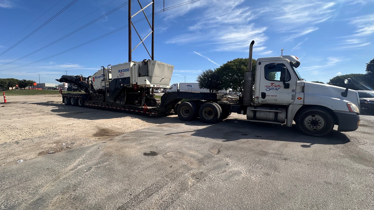 JSI haul truck and RX500 Mill Machine!