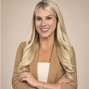 Photo of Alicia Walls